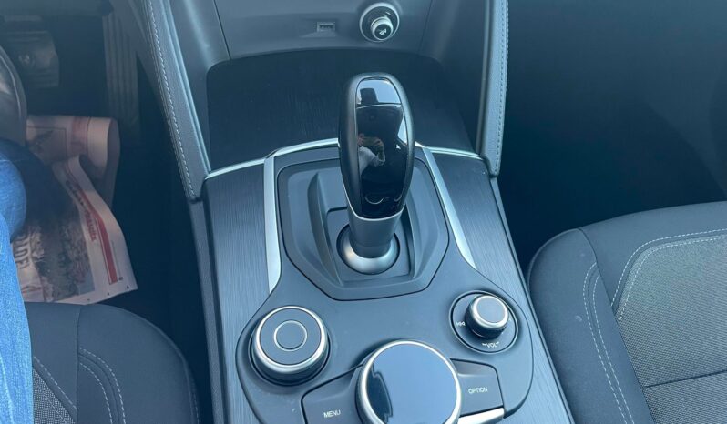 
								T-Roc 1.6 TDI Business 2018 full									