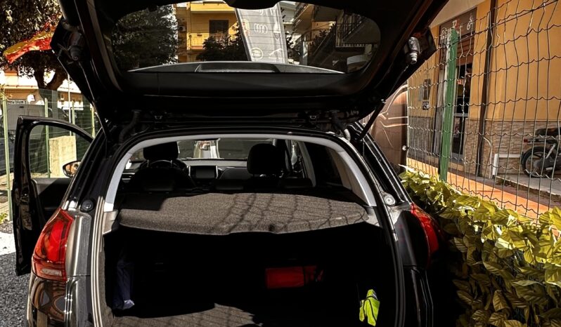 
								Peugeot 2008 2019 1.5HDI full									