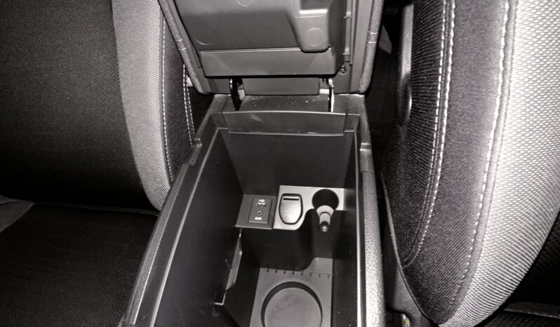 
								NISSAN QASHQAI 1.6 DCIN CONNECT full									