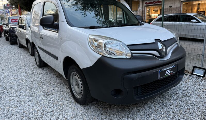 
								RENAULT 1.5 full									