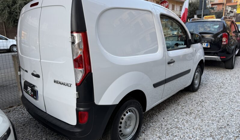 
								RENAULT 1.5 full									