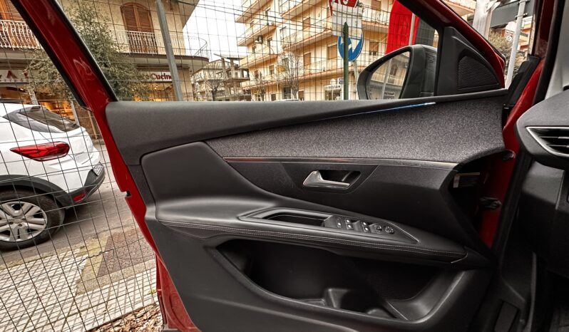 PEUGEOT 3008 full