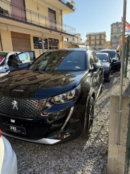 
										PEUGEOT 2008 PURETECH S&S ALLURE PACK full									
