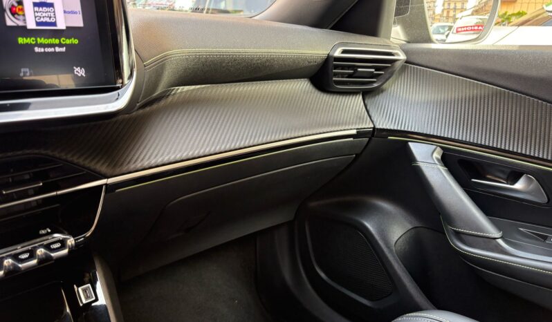 
								PEUGEOT 2008 GT LINE 2024 full									