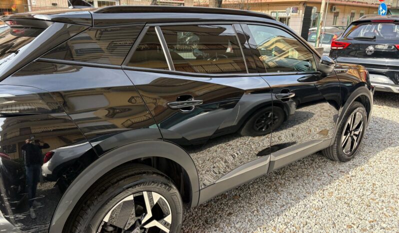 
								PEUGEOT 2008 GT LINE 2024 full									