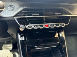 
										PEUGEOT 2008 GT LINE 2024 full									