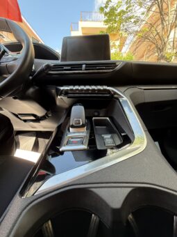 
										PEUGEOT 3008 2021 full									
