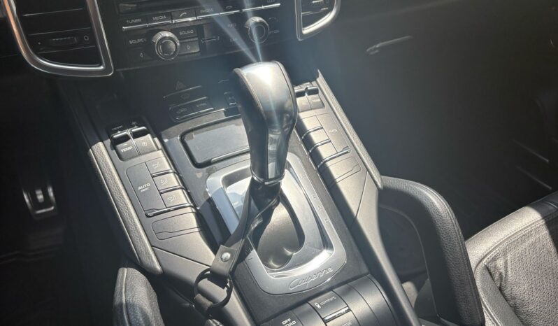 
								PORSCHE CAYENNE full									