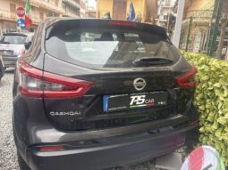 
										Nissan Qashqai Tekna Dynamic full									