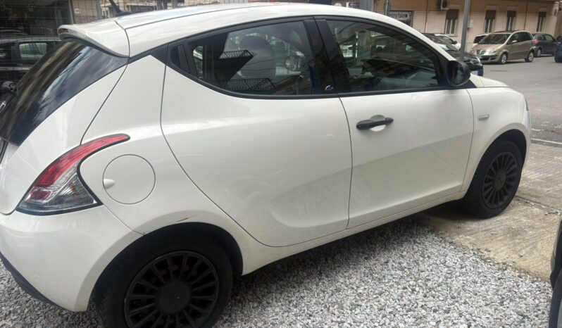 
								Lancia Y 1.2 Benzina full									