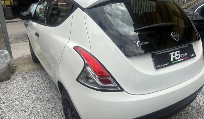 
								Lancia Y 1.2 Benzina full									