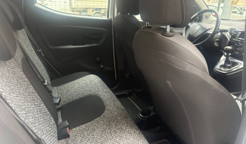 
								Lancia Y 1.2 Benzina full									