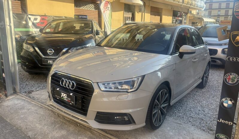 
								Audi A1 TFSI 1.0 full									